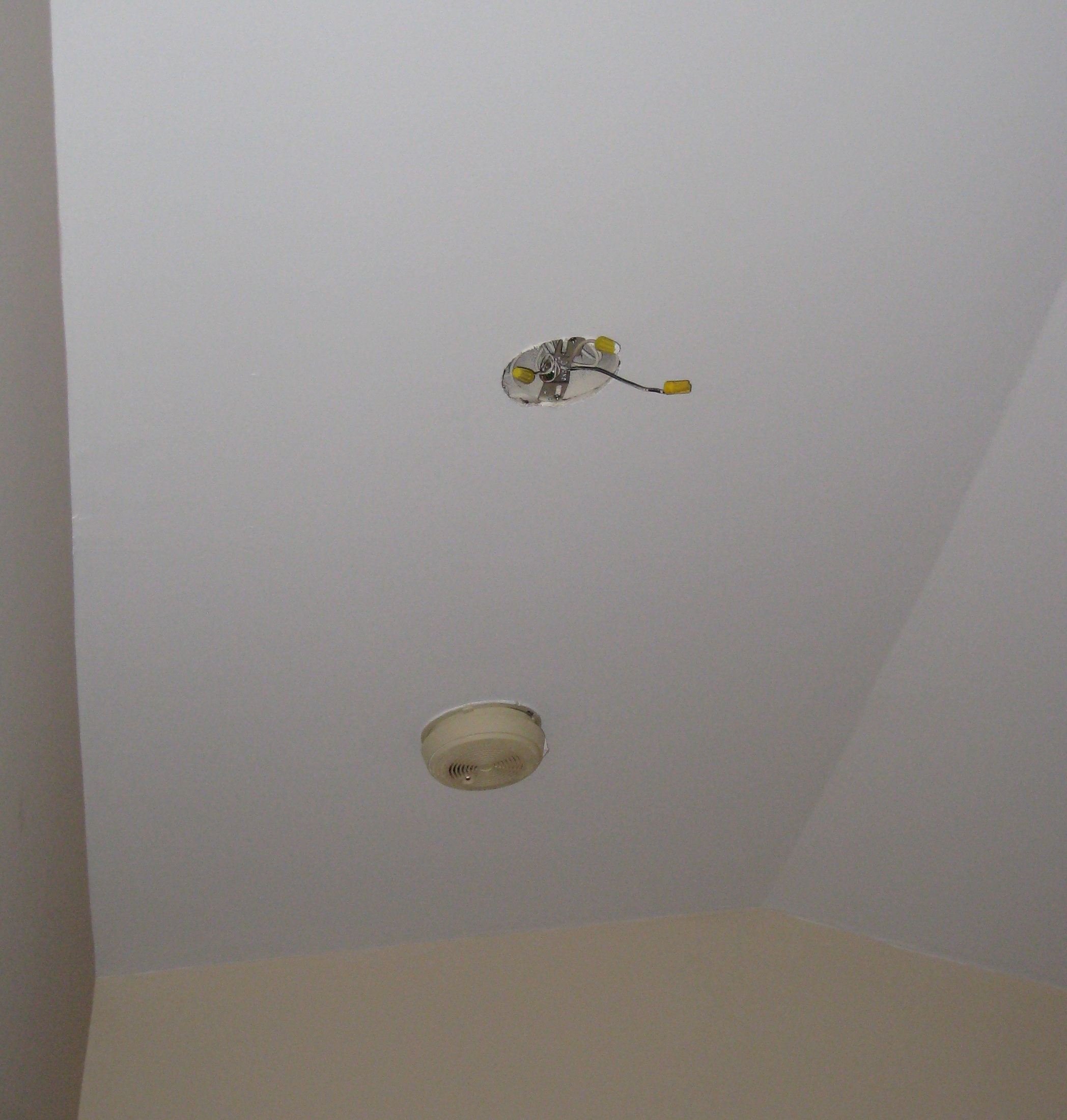 Ceiling w/o light