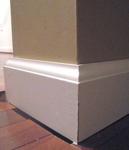 baseboard molding