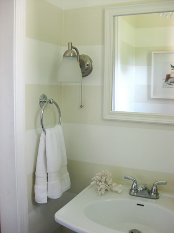 how-to-paint-bathroom-stripes