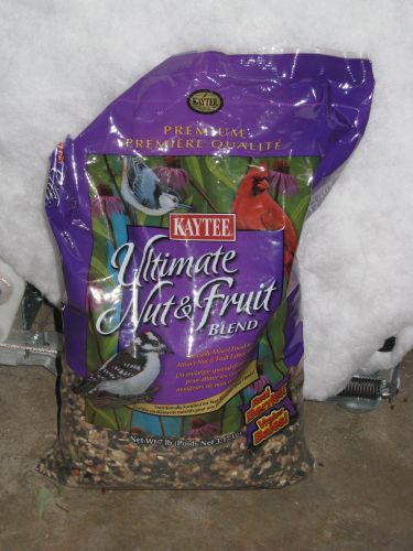 Fruit and Nut Bird Seed