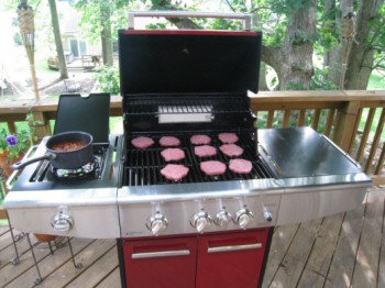 burgers-on-a-kenmore-grill