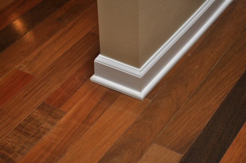 Staining Quarter Round Shoe Molding Trim, Does Your Hardwood Floor Need To Match Trim Paint