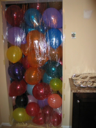 balloons-in-a-room-2