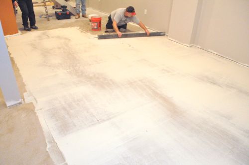 How To Level A Suloor Before Laying Tile, How To Lay Vinyl Flooring On Uneven Concrete