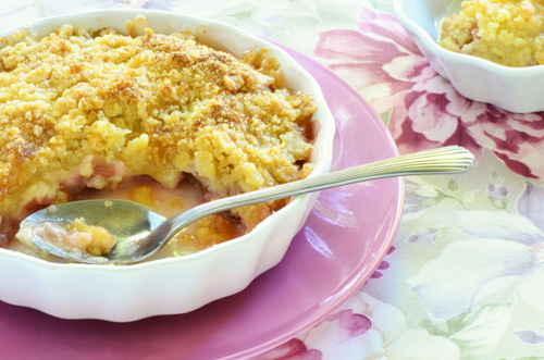 Rhubarb-crumble-main-dish