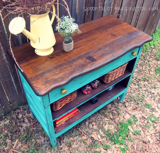 vintage-dresser