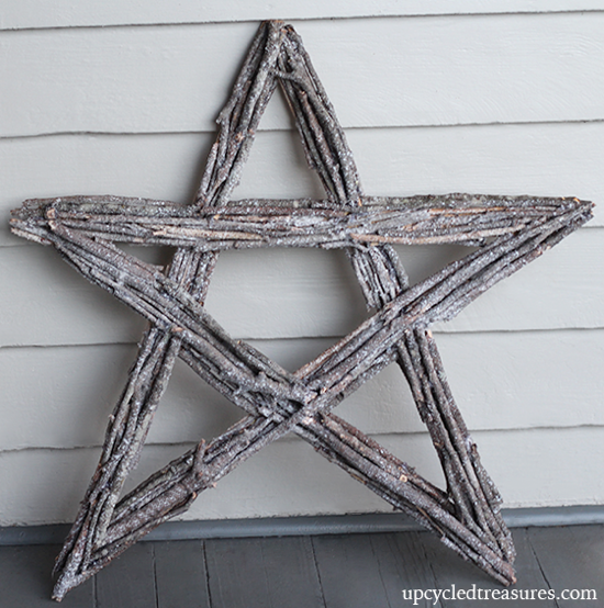 diy-twig-star-christmas-wreath-with-fake-snow-upcycledtreasures