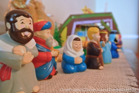 holiday-home-tour-2014-nativity