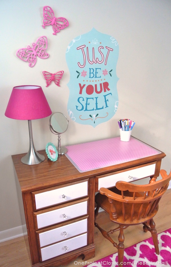 childrens-desk-makeover-diyDSC_3814