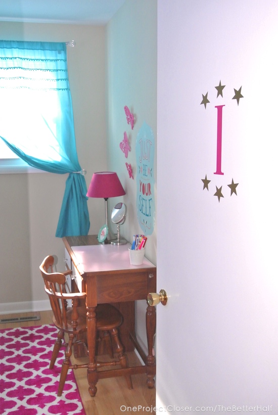 childrens-desk-makeover-diyDSC_3827