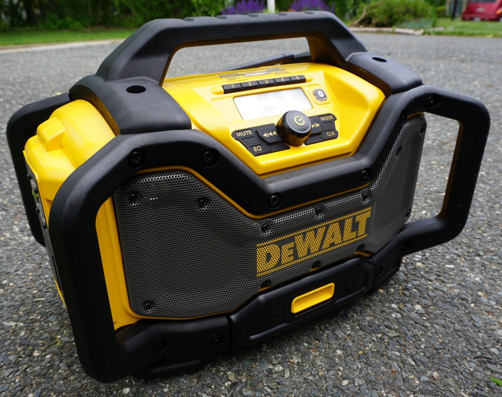 DeWALT DCR025 Jobsite Bluetooth Radio and Charger Review ...