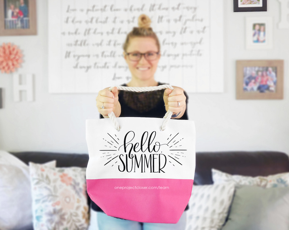 learn-hand-lettering-online-hello-summer