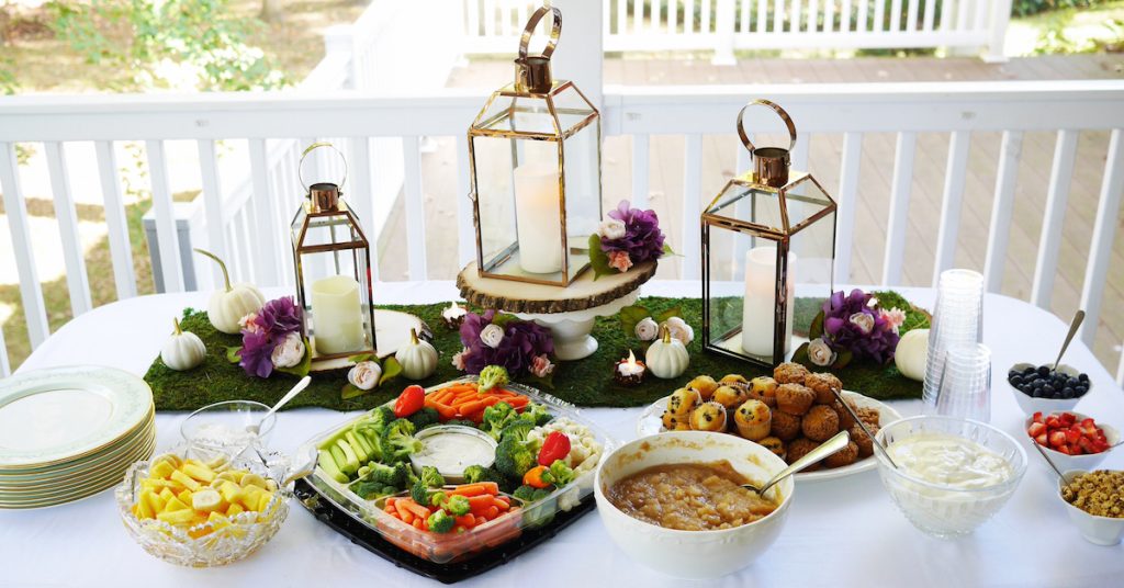 Beautiful + Inexpensive Bridal Shower Ideas!