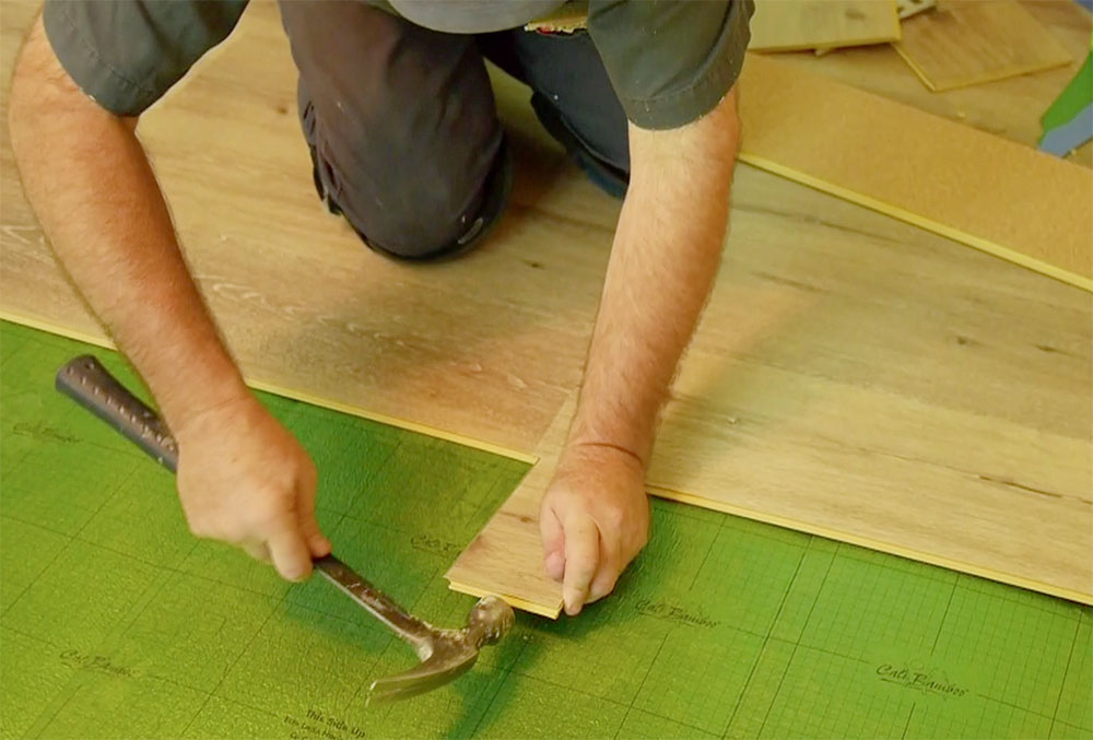What Does Transition Pieces Look Like When Installed With Vinyl Flooring / Schluter®-DESIGNBASE-SL | Decorative | For Walls ... What Does Transition Pieces Look Like When Installed With Vinyl Flooring / Schluter®-DESIGNBASE-SL | Decorative | For Walls ...