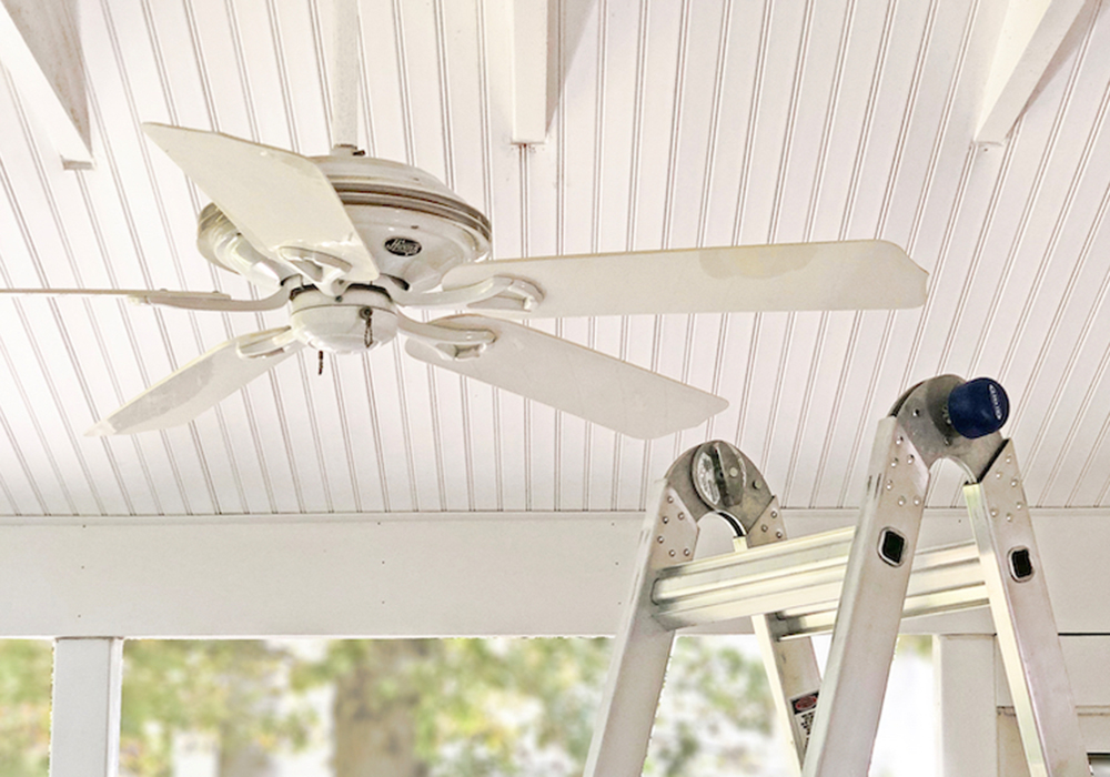 The Easiest Ceiling Fan Cleaning, How To Clean High Ceiling Fan Without Ladder